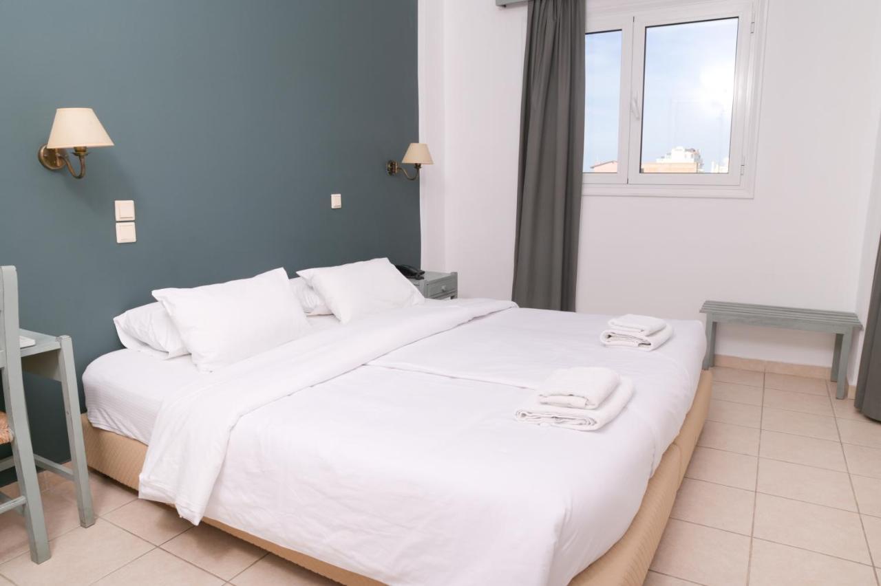 Ikaros Art Hotel 2*