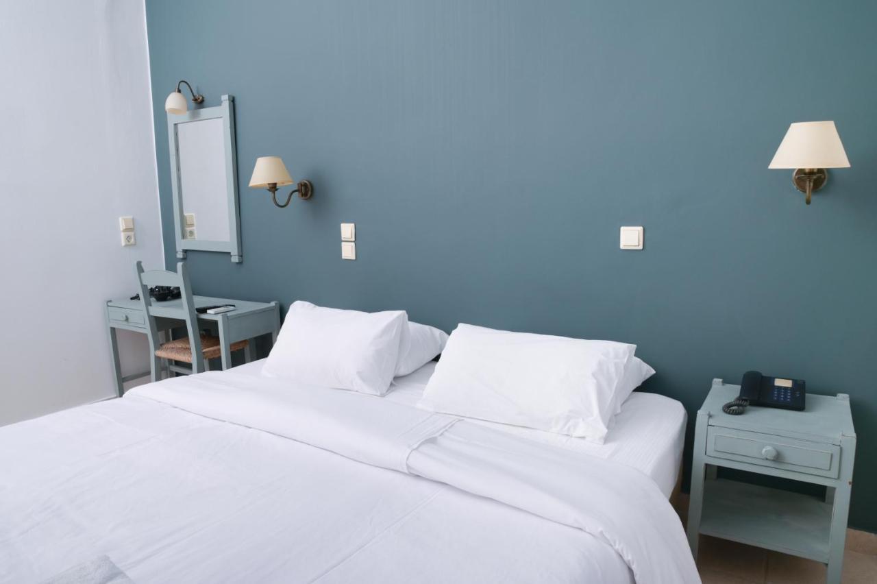 Ikaros Art Hotel 2*